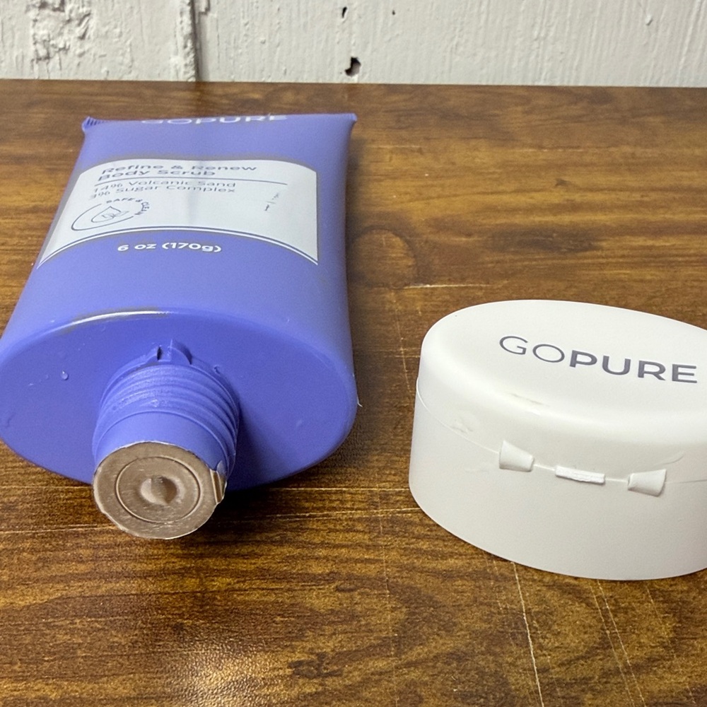 GoPure Body Scrub - Picture 2 of 2